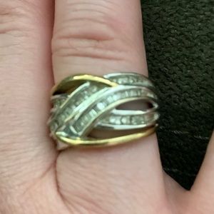 Size 7 gold and white gold diamond ring